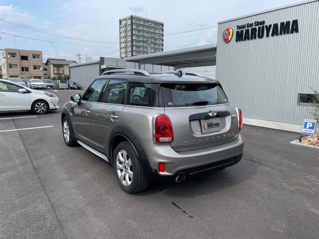 輸入車の修理を専門としているお店の自動車販売店。 　ホームページ carshop-maruyama.com にアクセスを！車検・メンテナス・一般修理・鈑金塗装・すべて自社工場対応