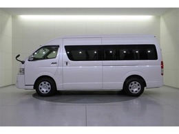 60項目5000部品が対象のトヨタディーラー保証だからこその安心。1年間走行距離無制限のロングラン保証付き！