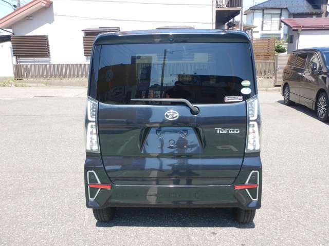 スモークフィルムも取扱していますのでスタッフにご相談ください☆その他、ドアバイザー取り付けなど是非ご相談ください◎