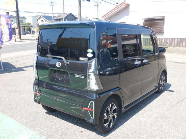 「陸送費用が高い」や「納期が遅い」などで、お困りの県外にお住まいのお客様は必見★当社では来店型のお渡しも可能です！お気に入りのお車がございましたら、お気軽にご連絡お願い致します（一部地域不可）☆
