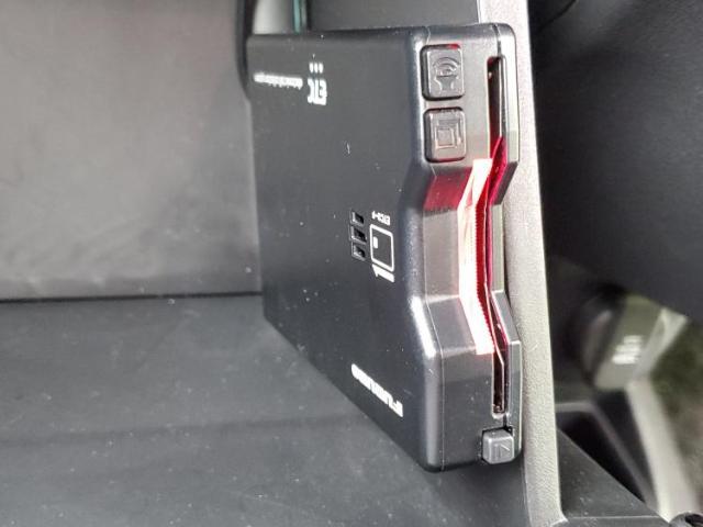 国産車から輸入車まで多様なお客様のニーズのお応えできるように、全国規模で豊富な在庫展開！車のことならWECARSへ！