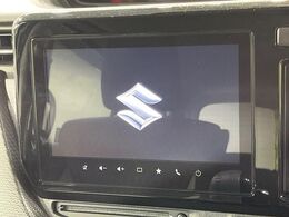 【メーカー純正9インチナビ】インテリアに溶け込むスタイリッシュな「専用設計」メーカーナビを装備♪視認性や操作性など基本性能にも優れ、より上質なカーライフをお楽しみいただけます。