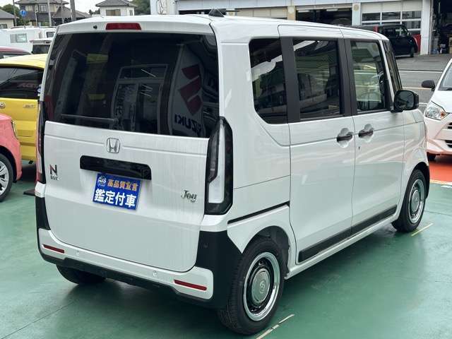 ★全国陸送費定額キャンペーンも実施中！★全国何処でも陸送会社がご自宅までお車をしっかりとお届します！陸送費につきましてはお気軽にお問合せください！※納車時ご来店いただければ、納車費用はかかりません！