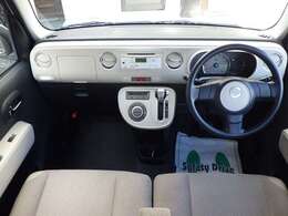 年式を感じさせないキレイな室内は前オーナー様のきめ細かさを感じさせます♪