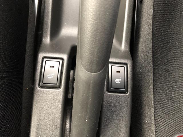 寒い時期にうれしい運転席・助手席シートヒーター☆