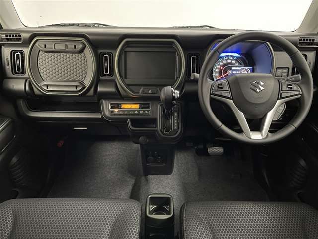 インストルメントパネルです。　※オーディオレスです。