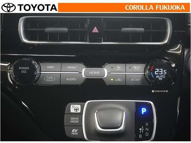 オートタイプのエアコンです。自動で風量を制御し、心地よい空気に包まれた快適な空調をつくります。