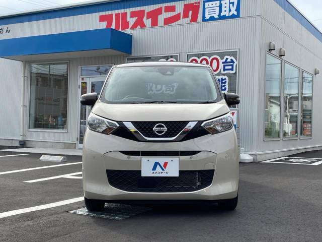 弊社では、全車『修復歴なし』のお車のみ取り扱っております。専任バイヤーによる厳選した仕入れの後、入庫後の車両チェックを行い、ネクステージが認定した高品質な中古車をご提供しております。