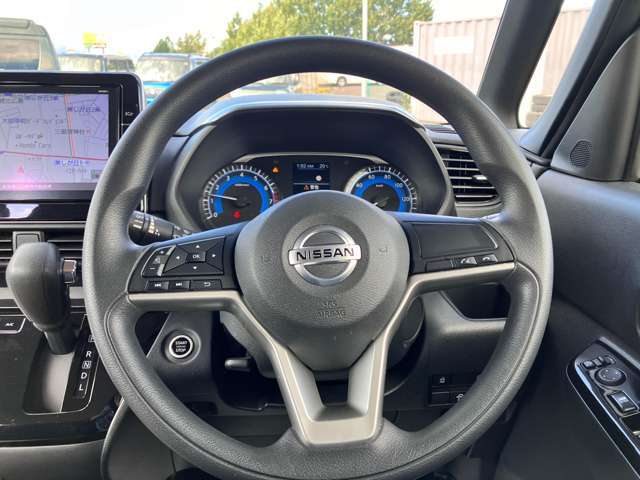 新車から未使用車、中古車の幅広い在庫台数と軽パークのカーライフアドバイザーでお客様のニーズにピッタリの一台をご提案します！