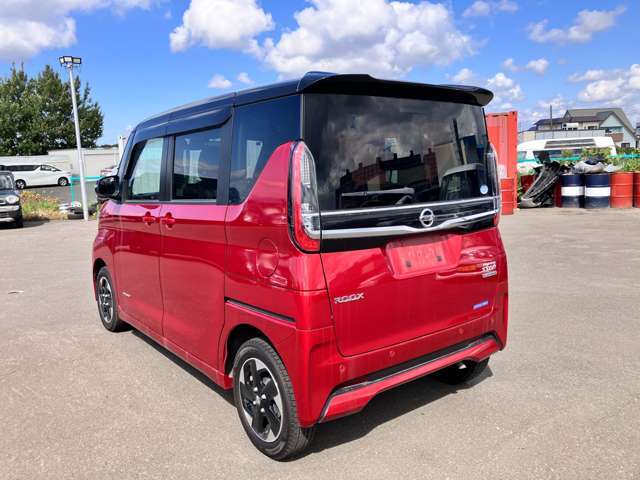 国交省の代わりに車検認定ができる「陸運局指定工場」の資格をもっており、熟練の整備士や国家資格を持った整備士が揃ってます！