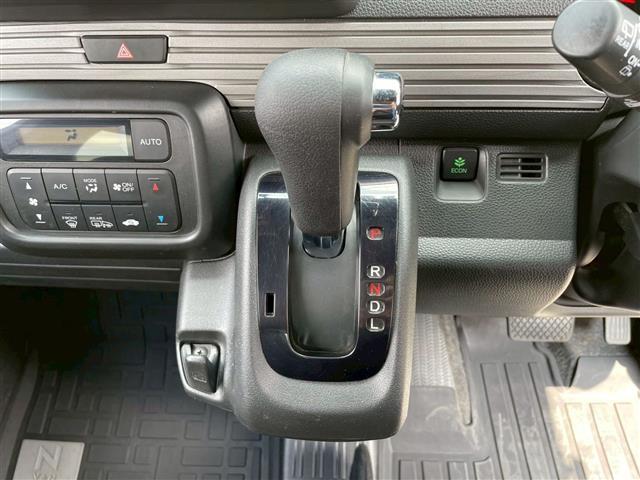 ★当社は、新車、中古車注文販売、整備、車検、修理板金、塗装、買い取り、ボディーコーティング加工、各種ドレスアップパーツに至るまで、幅広く行っています★