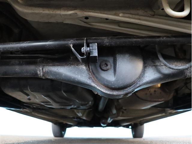 内陸使用のお車ですので下廻りのサビも少なく安心です！ご不明点やご来店のお際は是非お電話でご連絡下さい！