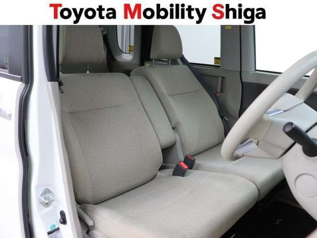 シートを外して隅々まで徹底洗浄済です。気持ち良いドライブをお楽しみください。