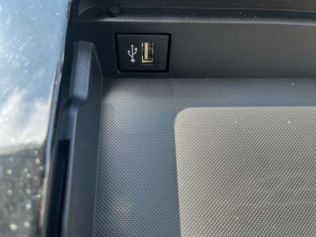 良い車は見つかったけど陸送代がなぁ...という方の為に！！ご自宅までの陸送費用をカーボックスが半分負担致します＾＾下記のHPよりお調べ頂けます☆https://www2.zero-group.co.jp/mycar/＃vehicle-wrap