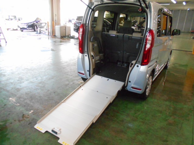 車椅子用スロープ