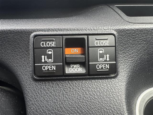 【運転席操作部】快適なドライブを楽しむための機能が装備されています！運転席から触れるので、使いやすいです！除菌プランいれていただくと、さらに清潔で安心していただけます！