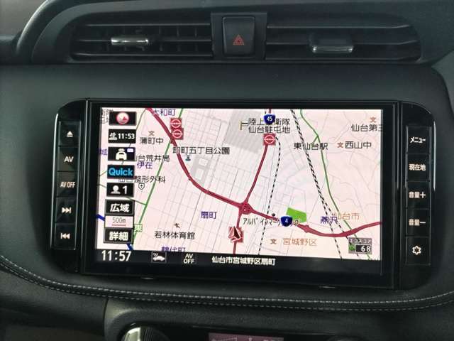 日産純正ディーラーOPのパナソニック製9インチメモリーナビ　MM320D-L［CD・DVD・SD再生/SD録音/Bluetoothオーディオ・ハンズフリーフォン/フルセグ］付きです。