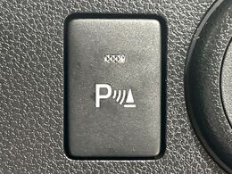 【コーナーセンサー】バンパーに付いたセンサーが障害物を検知！一定の距離に近づくとアラートで教えてくれます♪狭い駐車スペースや車庫入れ時も安心ですね☆