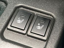 【シートヒーター】寒い日に重宝するシートヒーター！エアコンより早く温まってくれるので寒がりの人も安心ですね♪エアコンの温風は乾燥するから苦手、という方にもをおすすめです。