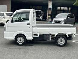 お車を納車後のアフターケアもお任せください。専用積載車も所有しているので事故など、お困りの際は迅速に対応致します！
