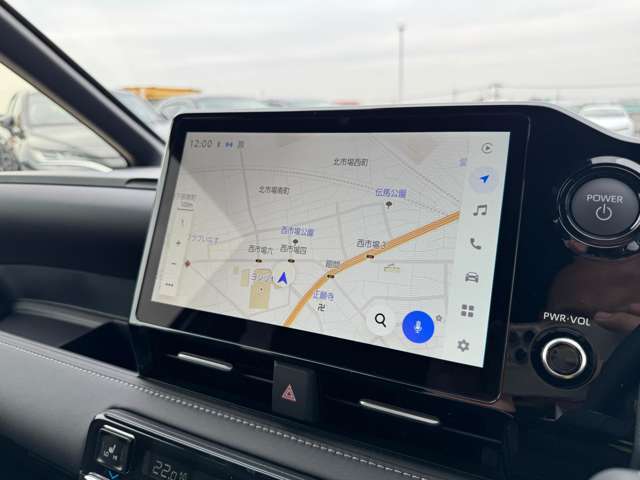 【ディスプレイオーディオ】スマートフォン接続で、様々な機能をお使いいただけます！USB・Bluetooth接続が可能です！スマホ対応のアプリがモニター上でお使いいただけます！映像はご覧いただけません。