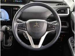 本革巻ステアリングホイール