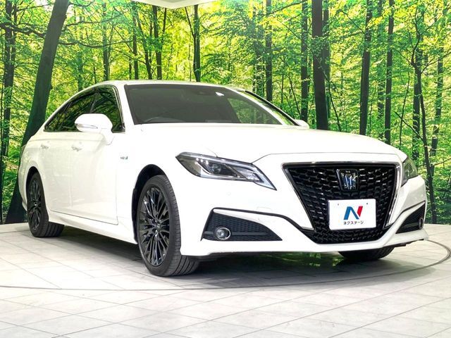 大好評のボディコーティング「弾スプラッシュコート」もご納車までに施工可能。通常のガラスコートと異なる、耐久年数6年の無機質ガラスコーティングが、ボディをキレイな状態に保ってくれます。