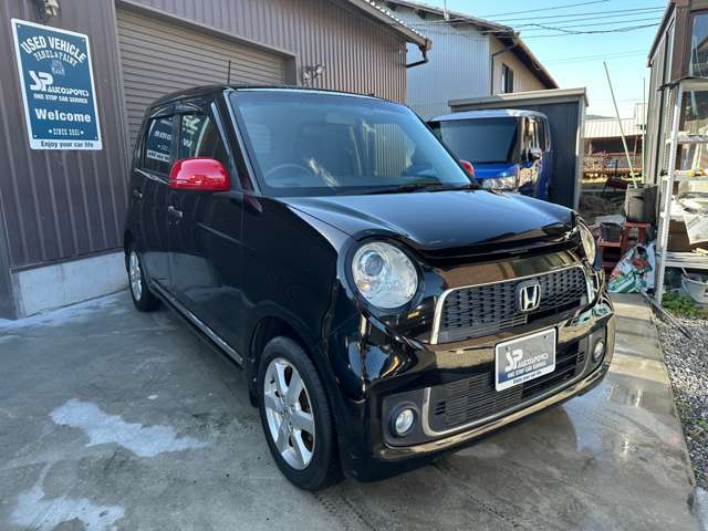 上場企業大手リース会社、地元提携のディーラーから厳選した中古車を仕入れております、オークション仕入れだけではできないクオリティの車両を仕入れ、業界1番の低価格にトライしております