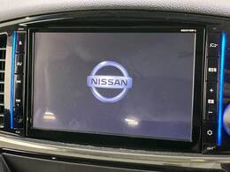 【純正ナビ】人気の純正ナビを装備。オーディオ機能も充実しており、Bluetooth接続すればお持ちのスマホやMP3プレイヤーの音楽を再生可能！毎日の運転がさらに楽しくなります！！