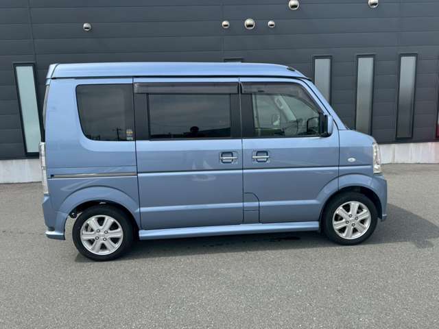 軽自動車、登録済み未使用車から輸入車までお車の事は当社にお任せ下さい。各種、診断器も完備していますので万が一の時も迅速に対応致します。