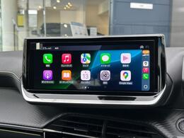 AppleCarPlay/AndroidAutoが使用可能です。