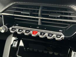 エアコンの操作などが物理スイッチとして行えるトグルスイッチ