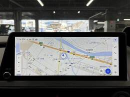 純正12.3インチナビ装備！！フルセグTVやBluetoothなど様々なメディアを搭載！！