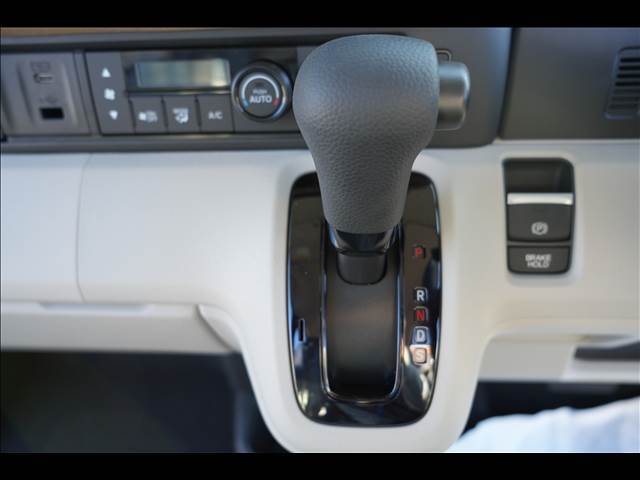 アベカツ自動車ならお車を見て、触って、乗って選ぶことが出来るのでお気に入りのお車がきっと見つかるはずです☆