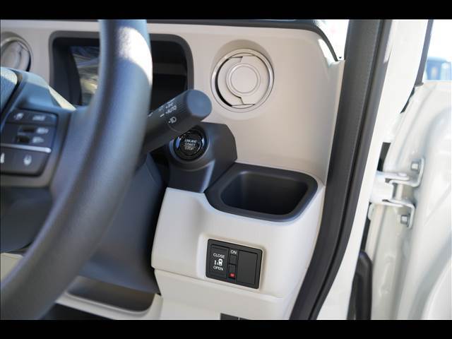 広い店内、解放感ある店内は居心地良く帰る時間さえわすれちゃいますよ～！皆様の心地よい環境つくりに努力します。ぜひお越しください。