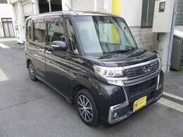 まだまだ綺麗で安心の車検整備付き！人気のタントカスタム！コーナーセンサー装備！