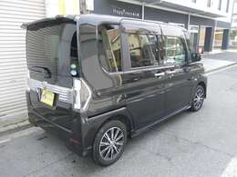 人気のブラック！