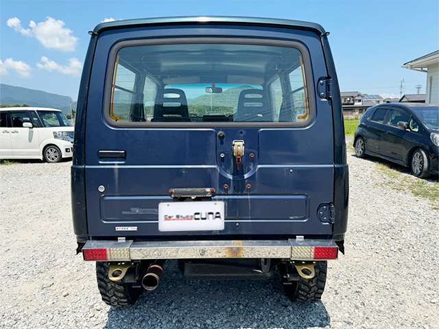 当店は、車が必要なのに様々な理由からオートローンの審査に通らず、購入できない方を応援しています。お気軽に仮審査をお申し込みください。