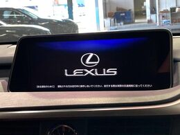 【12.3インチワイドナビ】高級感とインパクトのある大型ワイドナビを装備。各種オーディオ操作はもちろん、横長ワイド画面でのマップ2分割表示など、利便性も高いナビです♪
