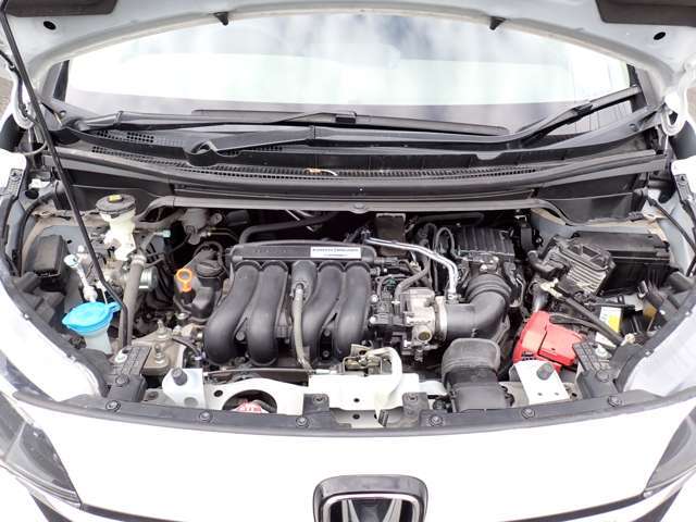 エンジンは快調です！お車の事なら、何でもお気軽にご相談下さい！