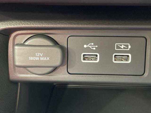 こちらのお車はいかがでしょうか？少しでも気になっていただけましたら是非お問い合わせください！さらにお車の詳細をお送りいたします！