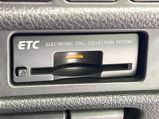 【ETC】高速道路の料金所をストレスなく通過！話題のスポットやサービスエリアに多い「スマートIC」利用時は必須のアイテムです。当店でセットアップを実施、ご納車当日からすぐにご利用いただけます！