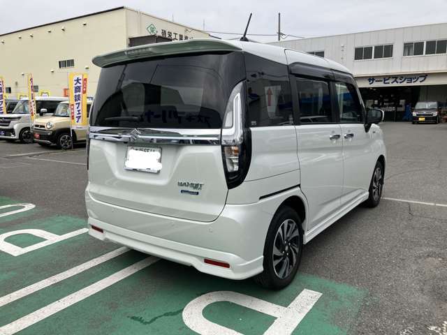 車両は全体的に大きな傷　事故跡などはありません。ぜひ御来店頂き　現車を御確認下さいませ。御来店をお待ちしております。御来店の難しい遠方のお客様には　写真の追加撮影などをさせて頂きます。