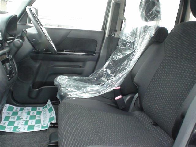 当店は車両積載車を完備しておりますので、万が一のトラブルの際には当店スタッフが駆けつけます！おクルマは当店が引き上げいたします。トラブル時だからこそ知っているお店のスタッフの方が安心できますよね！