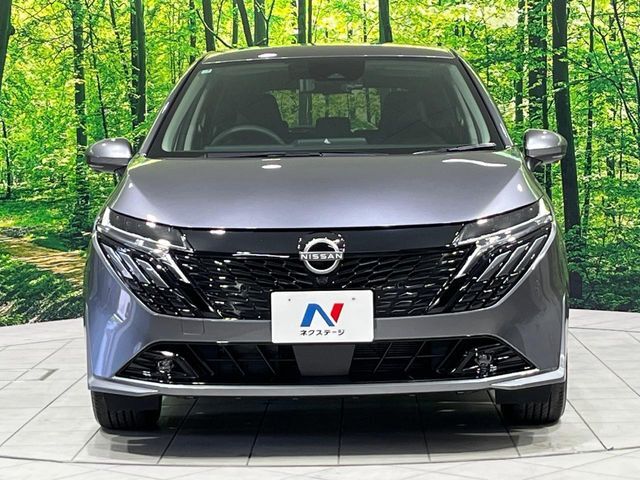 弊社では、全車『修復歴なし』のお車のみ取り扱っております。専任バイヤーによる厳選した仕入れの後、入庫後の車両チェックを行い、ネクステージが認定した高品質な中古車をご提供しております。