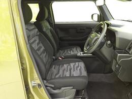 「この車の写真をもっと見たい」「状態が気になる」「この装備はついている？」どんな小さな疑問でもお気軽にお問い合わせください！