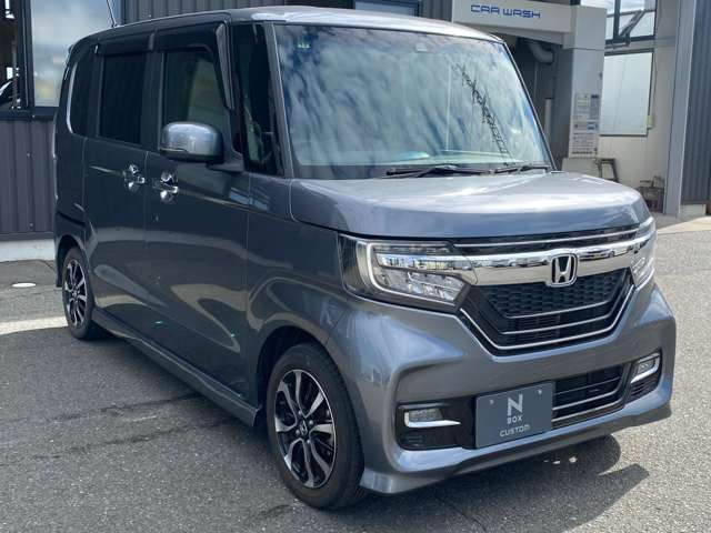 ディーラーで購入するメリットは安心感もついてくる事！そしてホンダ車をずっと扱ってきたスタッフが整備を行います！プロが揃った環境は安心ですよね！