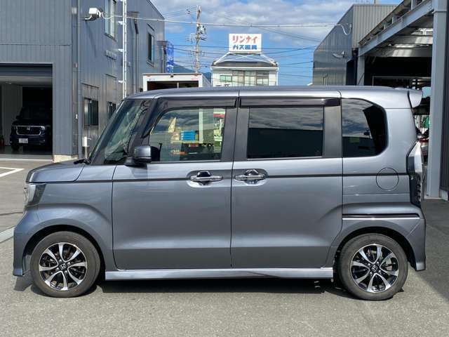 1年間走行距離無制限のメーカー保証≪ホッと保証≫付き！わずかなご負担で最長5年間保証に延長できる≪ホッと保証プラス≫もございます！遠出やトラブル、転居をされた際も最寄りのHonda店をご利用いただけま