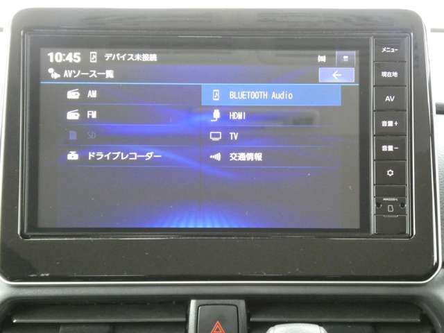 純正9インチメモリーナビです。　ラジオ、フルセグTV、Bluetoothオーディオ接続が利用可能です。