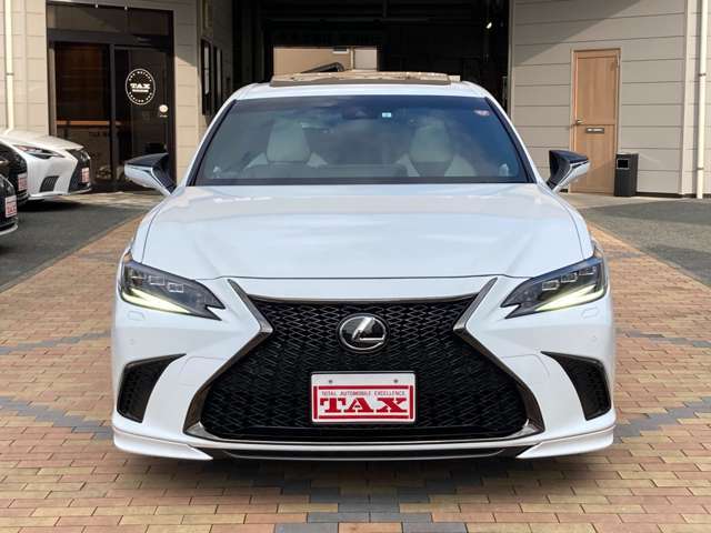 弊社は新車、中古車の販売、車検工場、板金塗装工場を完備し、様々な業務を行っております！納車後のアフターフォローもお任せ下さい！